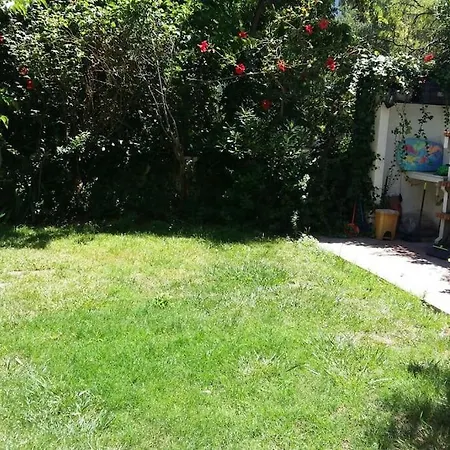 - Jardin En Playa San Sebastian * Сиджес