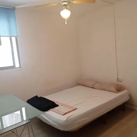 - Jardin En Playa San Sebastian * Sitges